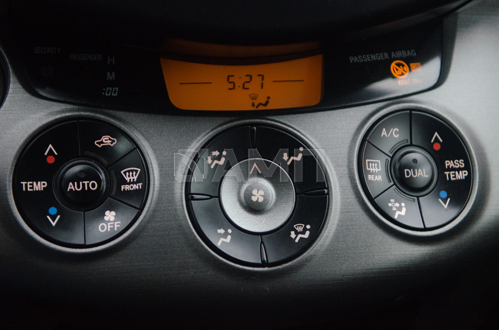 Продам Toyota RAV4 Новосибирск - изображение 8