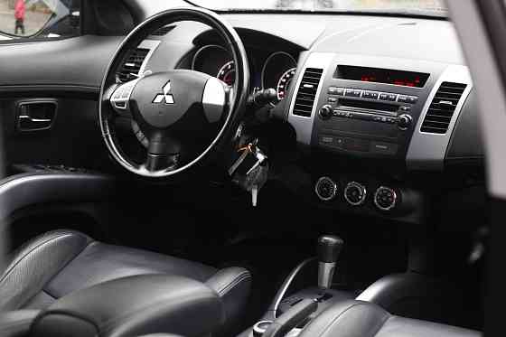 Продам Mitsubishi Outlander Новосибирск