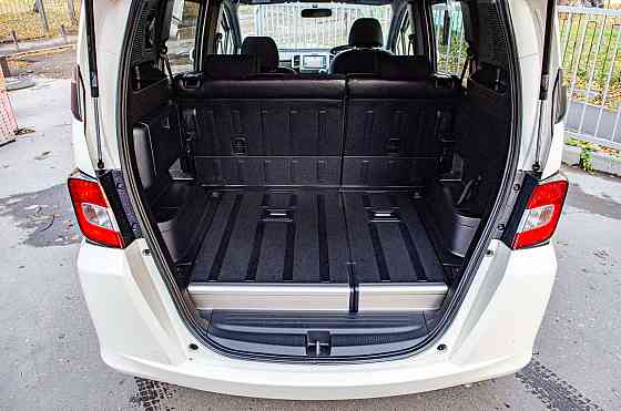 Продам Honda Freed Spike Новосибирск