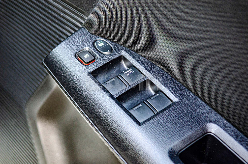 Продам Honda Freed Spike Новосибирск - изображение 8