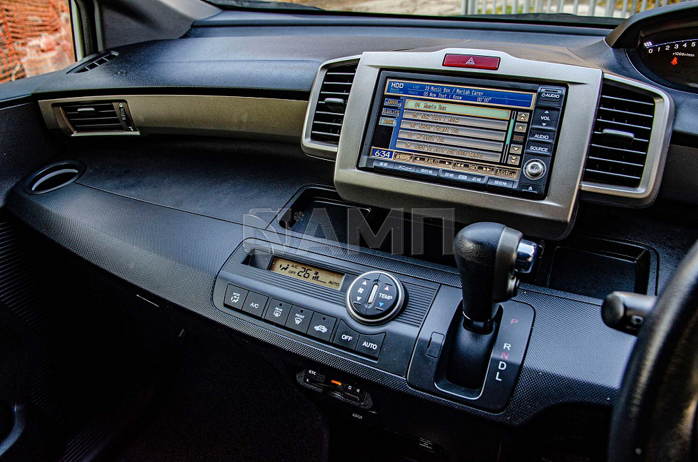 Продам Honda Freed Spike Новосибирск - изображение 6