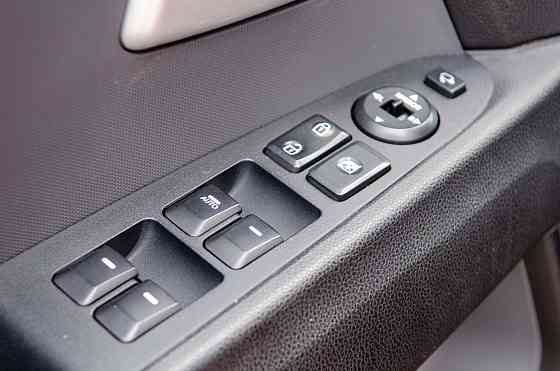 Продам Kia Sportage Новосибирск