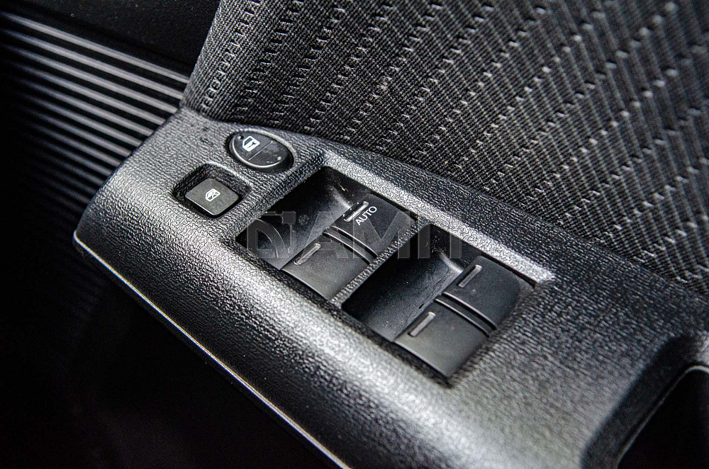 Продам Honda Freed Новосибирск - изображение 6