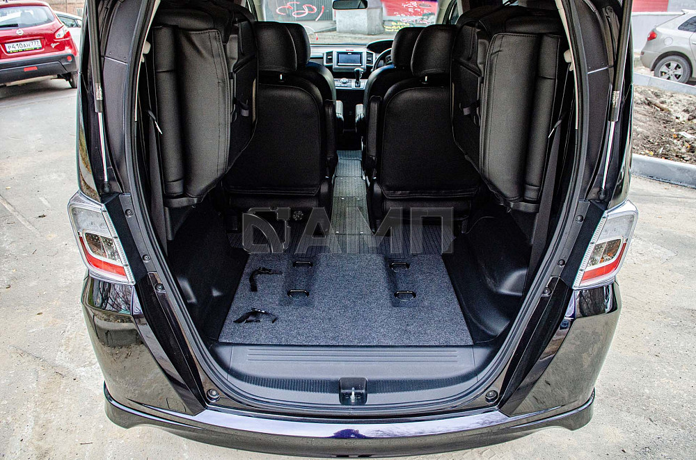 Продам Honda Freed Новосибирск - изображение 9