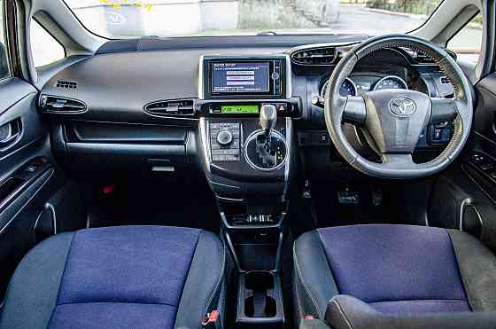 Продам Toyota Wish Новосибирск