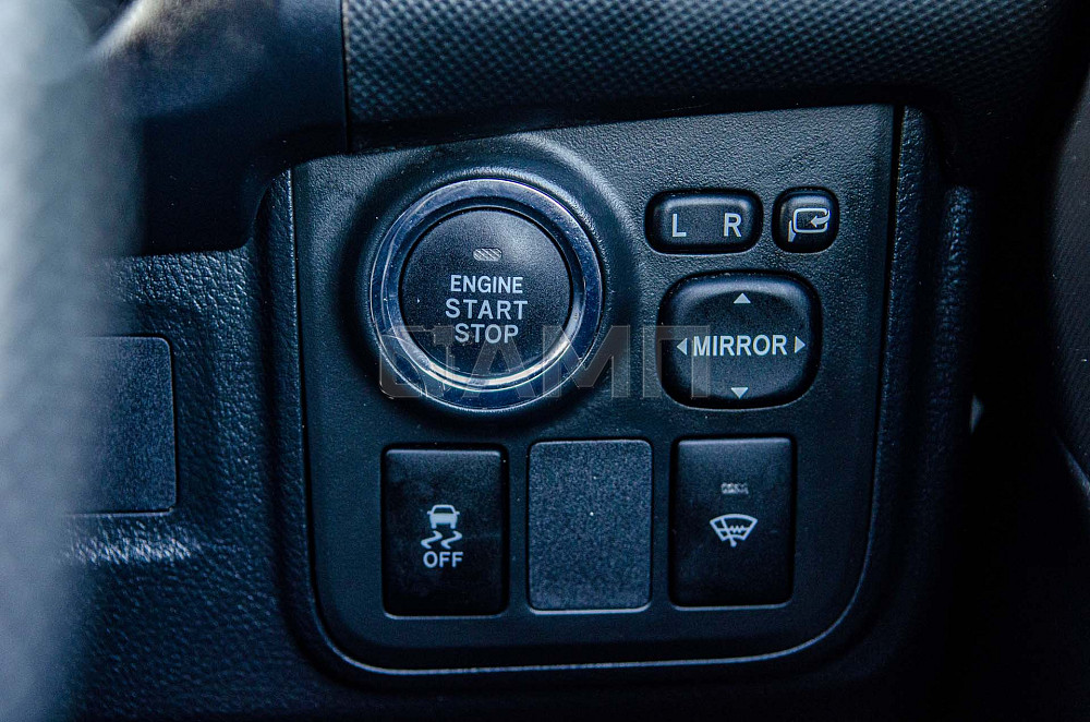 Продам Toyota Wish Новосибирск - изображение 8