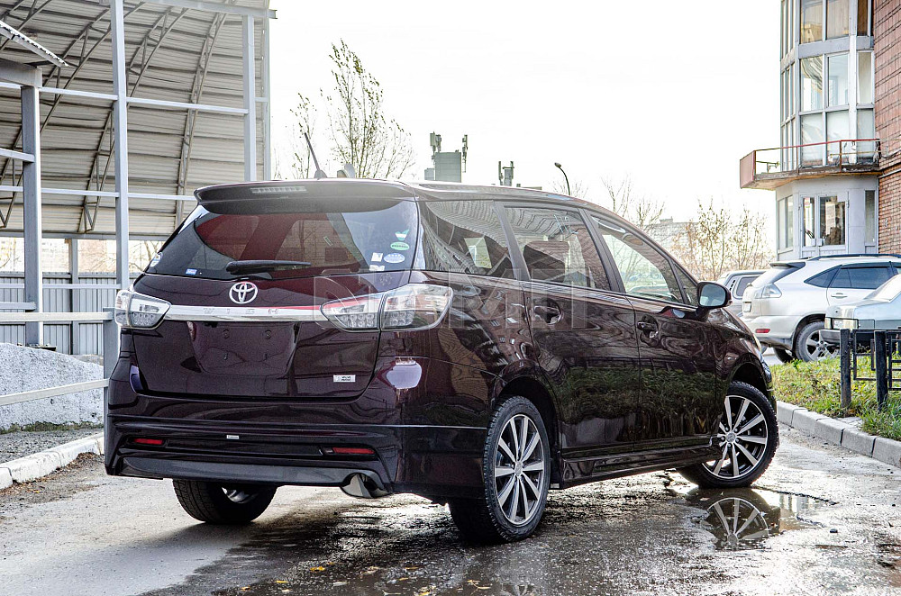 Продам Toyota Wish Новосибирск - изображение 2