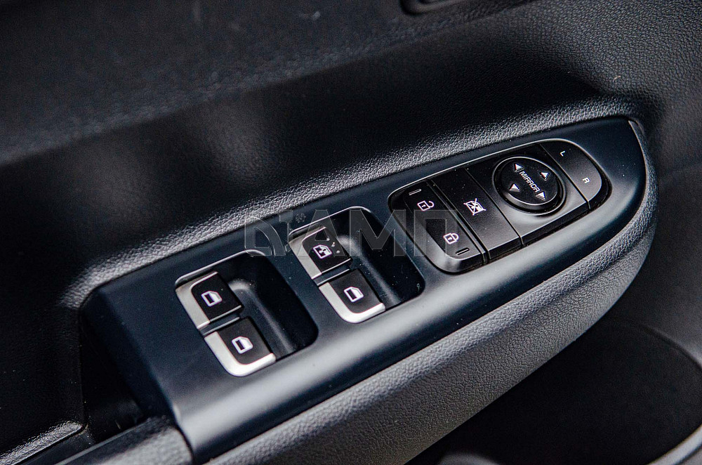 Продам Kia Rio X-Line Новосибирск - изображение 5