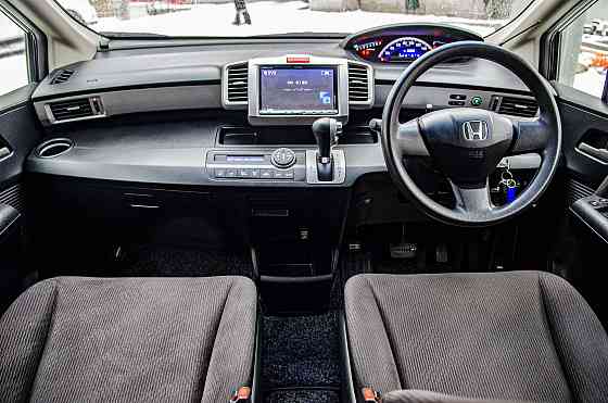 Продам Honda Freed Новосибирск