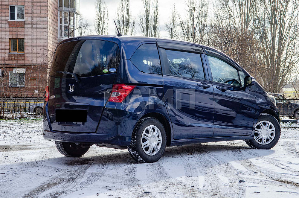 Продам Honda Freed Новосибирск - изображение 2