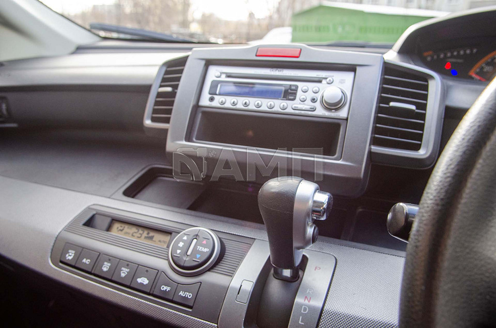 Продам Honda Freed Новосибирск - изображение 4