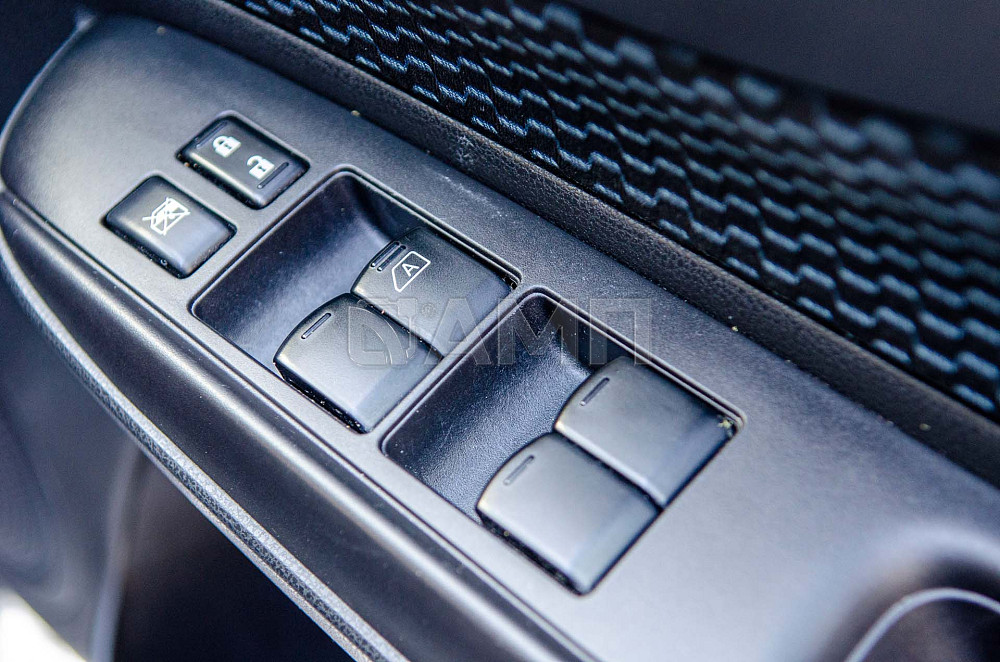 Продам Nissan Note Новосибирск - изображение 9