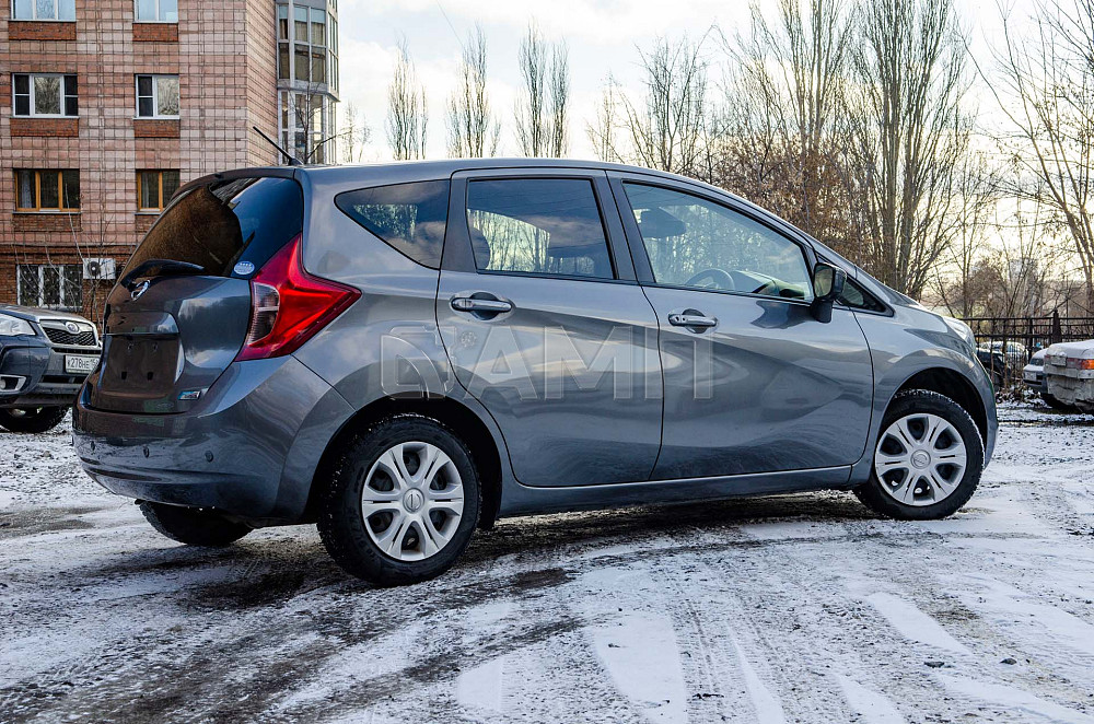 Продам Nissan Note Новосибирск - изображение 2
