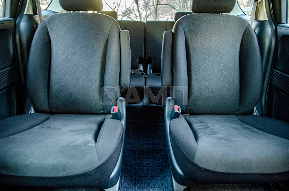 Продам Honda Freed Новосибирск - изображение 3