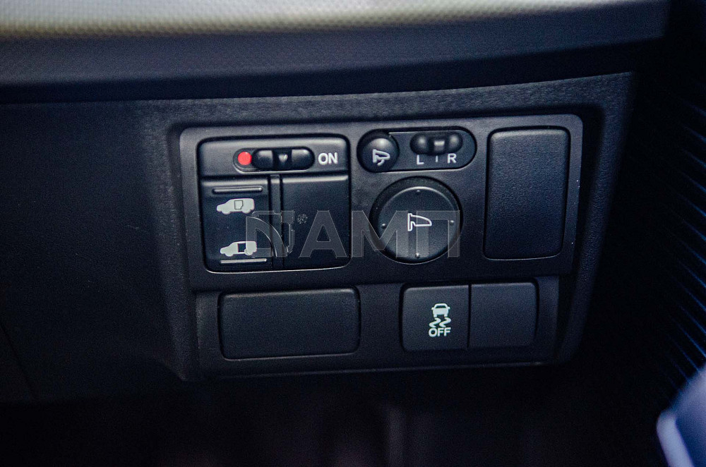 Продам Honda Freed Новосибирск - изображение 6