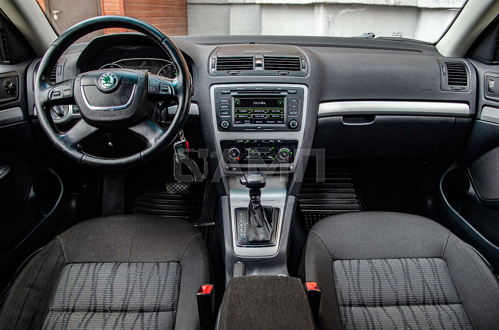 Продам Skoda Octavia Новосибирск - изображение 3