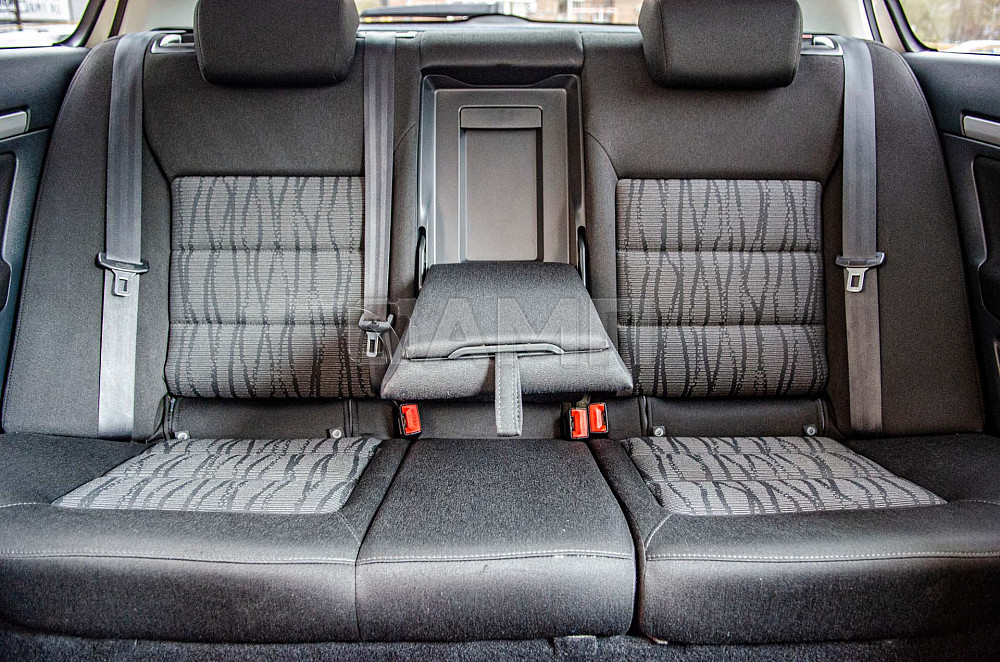 Продам Skoda Octavia Новосибирск - изображение 4