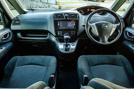 Продам Nissan Serena Новосибирск