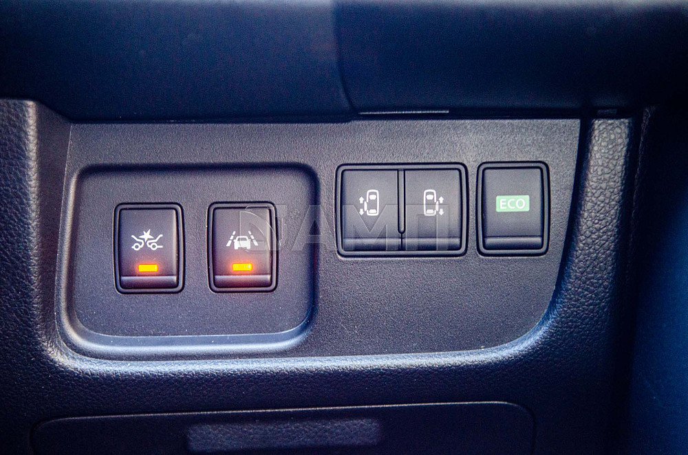 Продам Nissan Serena Новосибирск - изображение 6