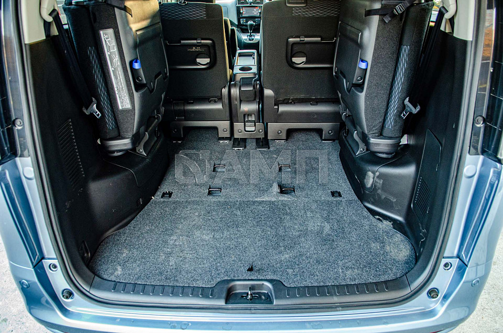 Продам Nissan Serena Новосибирск - изображение 3