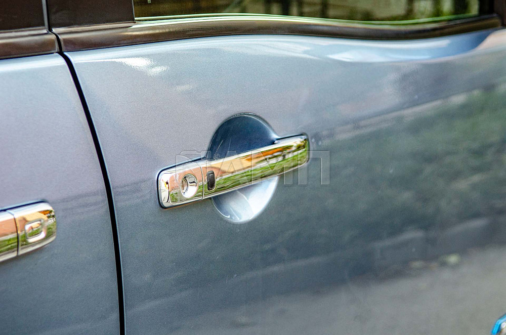 Продам Nissan Serena Новосибирск - изображение 9