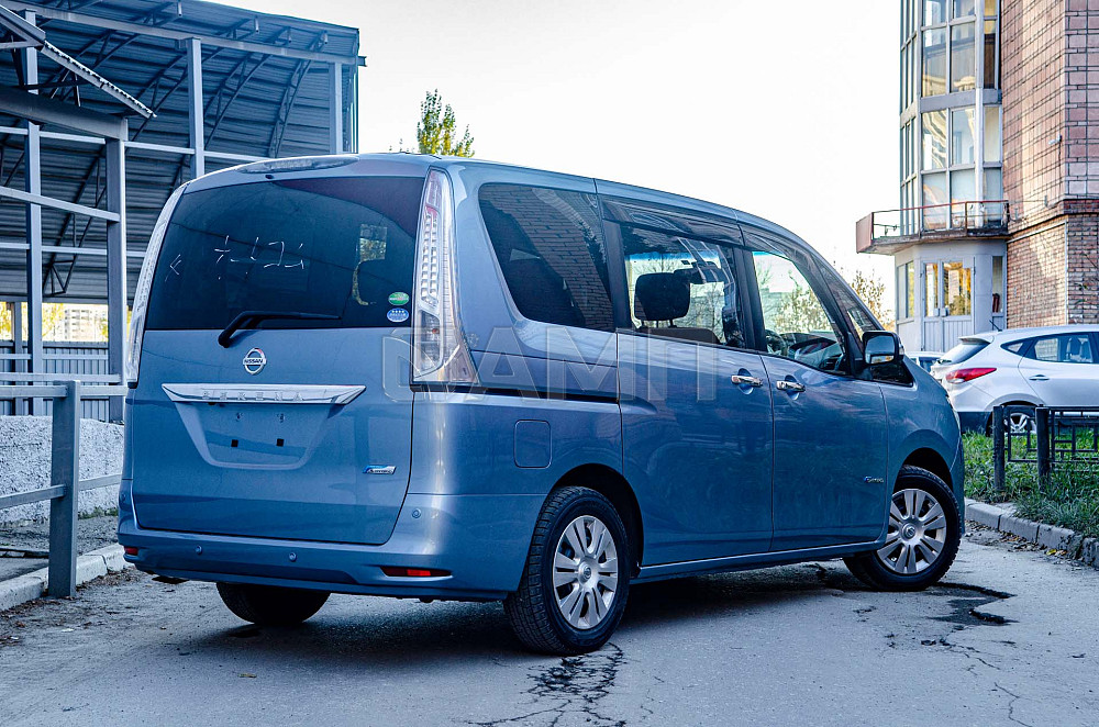Продам Nissan Serena Новосибирск - изображение 2