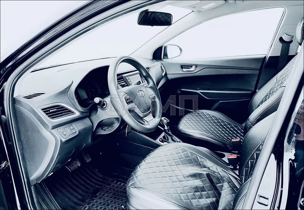 Продам Hyundai Solaris Новосибирск - изображение 3