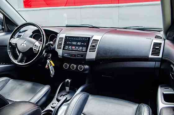 Продам Mitsubishi Outlander Новосибирск