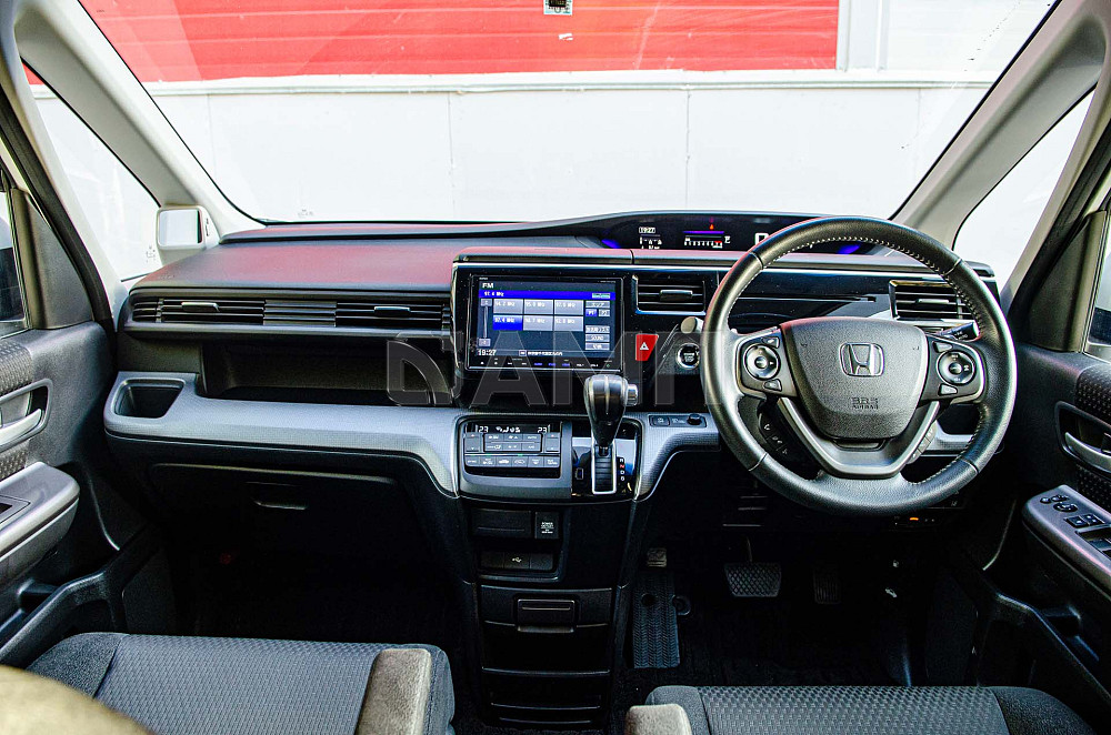 Продам Honda Stepwgn Новосибирск - изображение 3