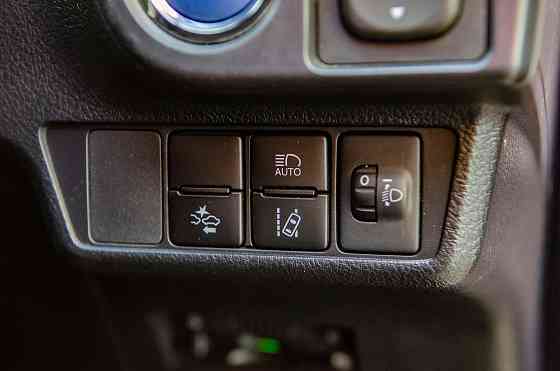 Продам Toyota Corolla Fielder Новосибирск