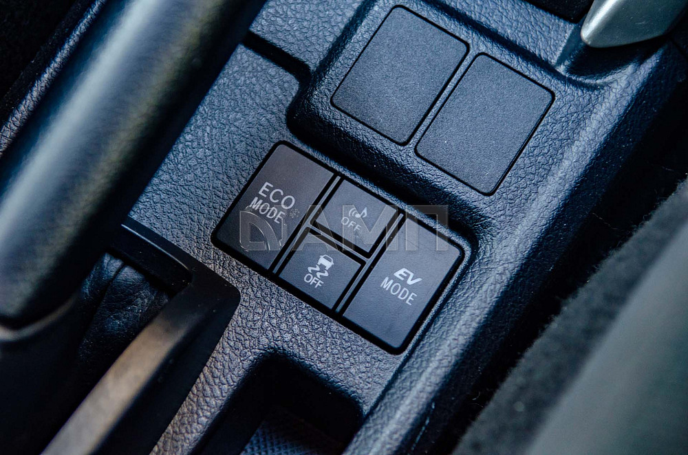 Продам Toyota Corolla Fielder Новосибирск - изображение 7