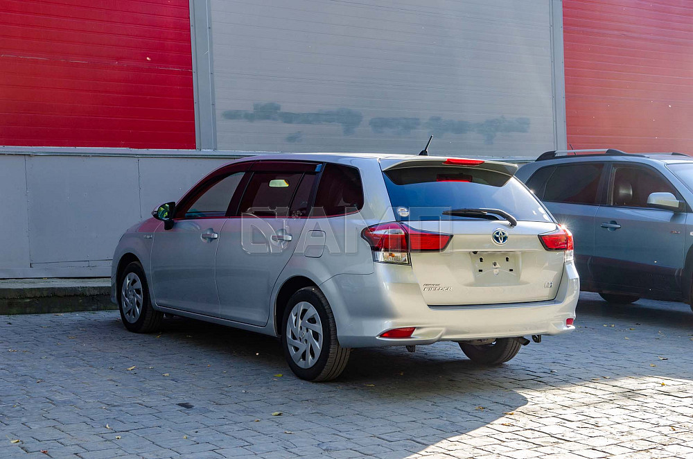 Продам Toyota Corolla Fielder Новосибирск - изображение 2