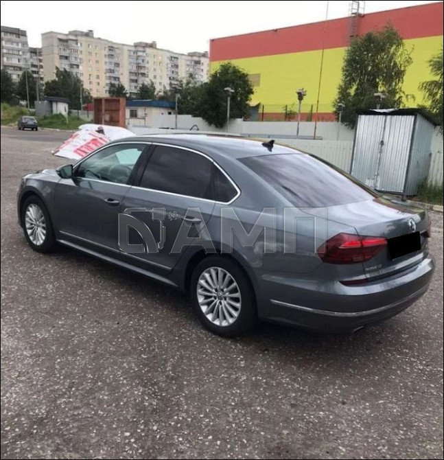 Продам Volkswagen Passat Новосибирск - изображение 2