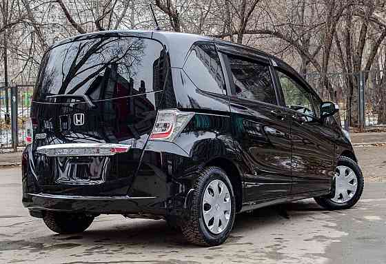 Продам Honda Freed Новосибирск
