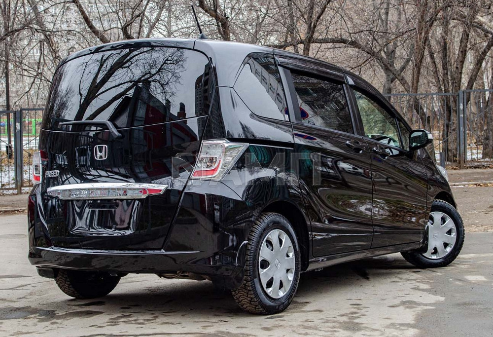 Продам Honda Freed Новосибирск - изображение 2