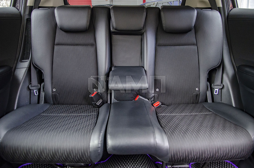 Продам Honda Vezel Новосибирск - изображение 4