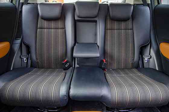 Продам Honda Vezel Новосибирск