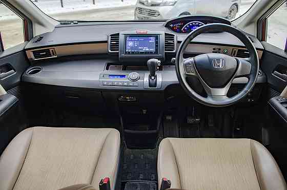 Продам Honda Freed Новосибирск