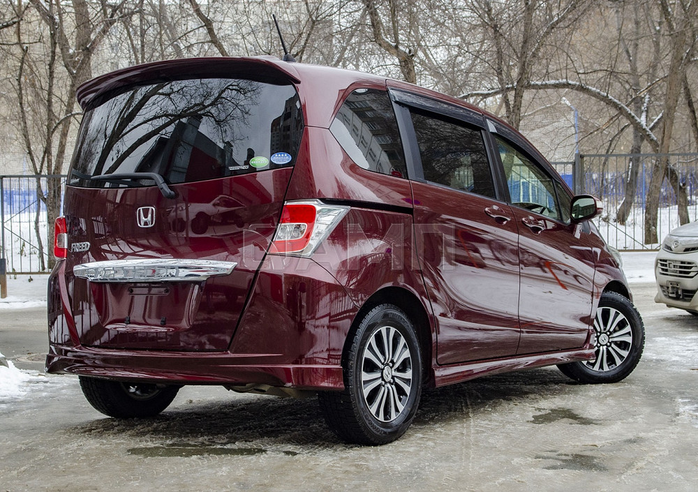 Продам Honda Freed Новосибирск - изображение 2