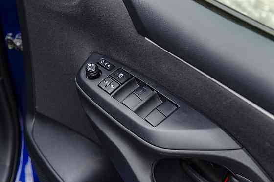 Продам Toyota Yaris Новосибирск