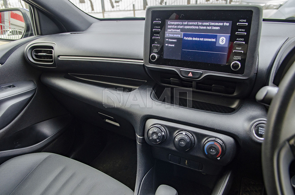 Продам Toyota Yaris Новосибирск - изображение 7