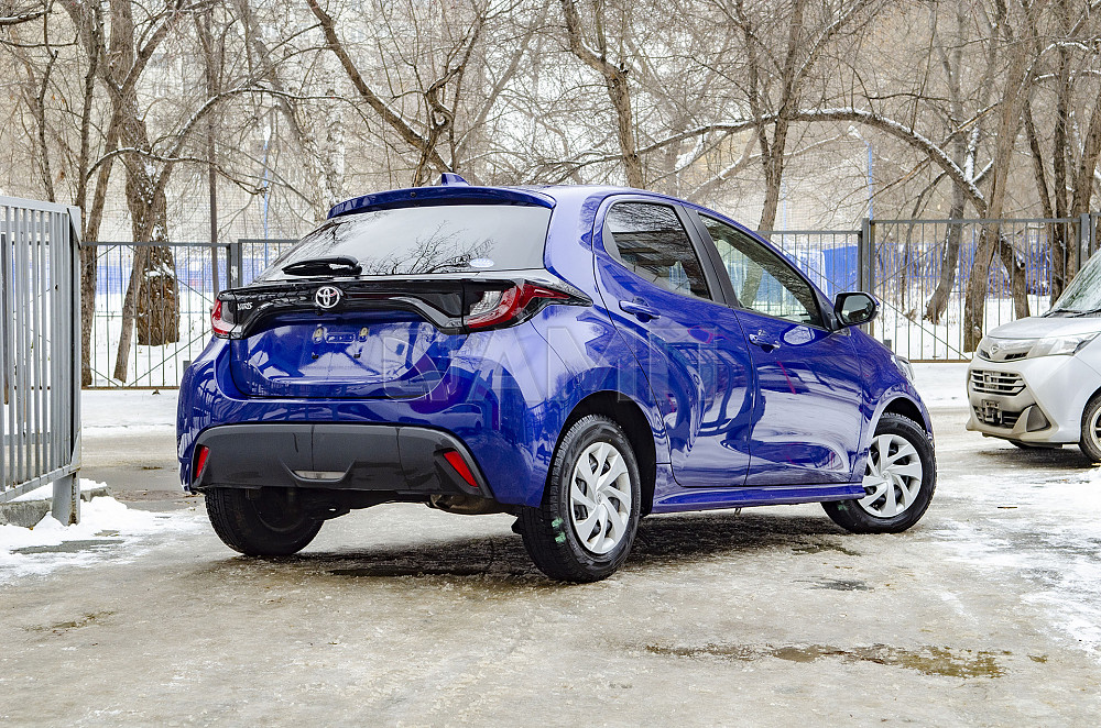 Продам Toyota Yaris Новосибирск - изображение 2