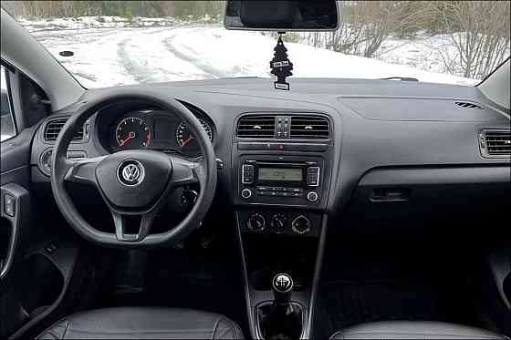Продам Volkswagen Polo Новосибирск