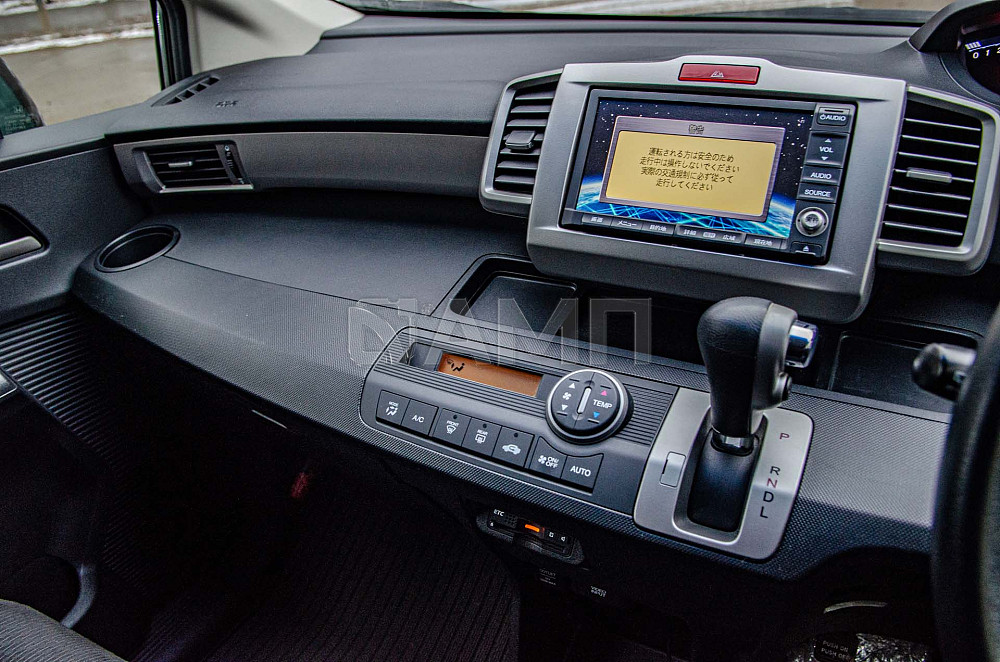 Продам Honda Freed Новосибирск - изображение 6