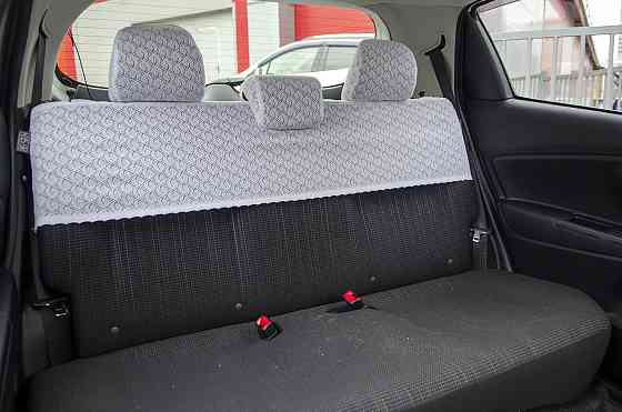 Продам Toyota Vitz Новосибирск