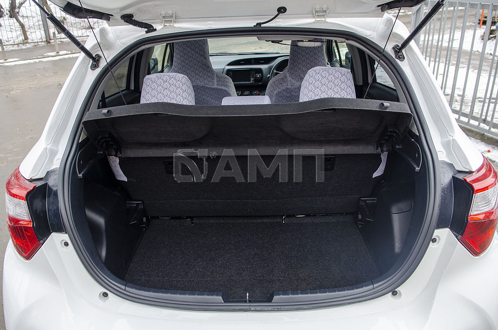 Продам Toyota Vitz Новосибирск - изображение 5