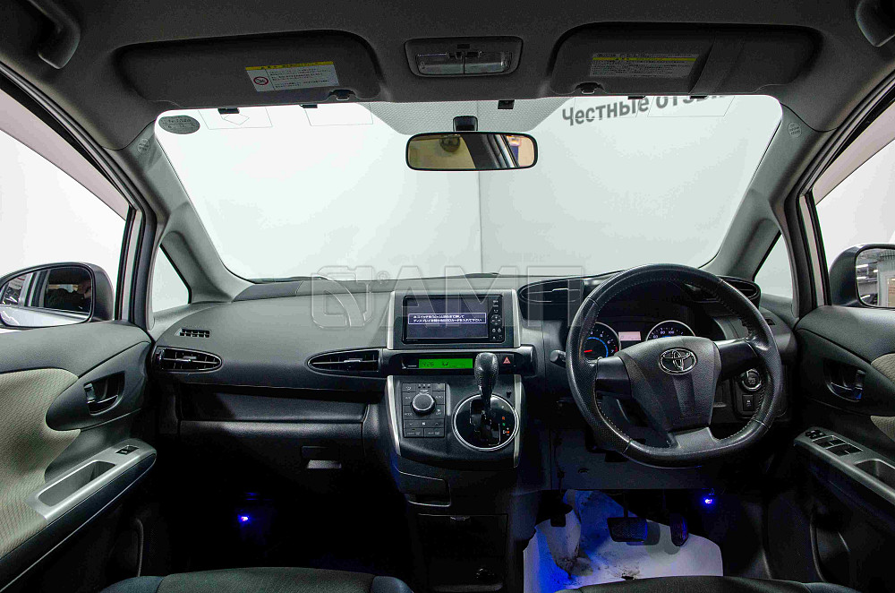 Продам Toyota Wish Новосибирск - изображение 3