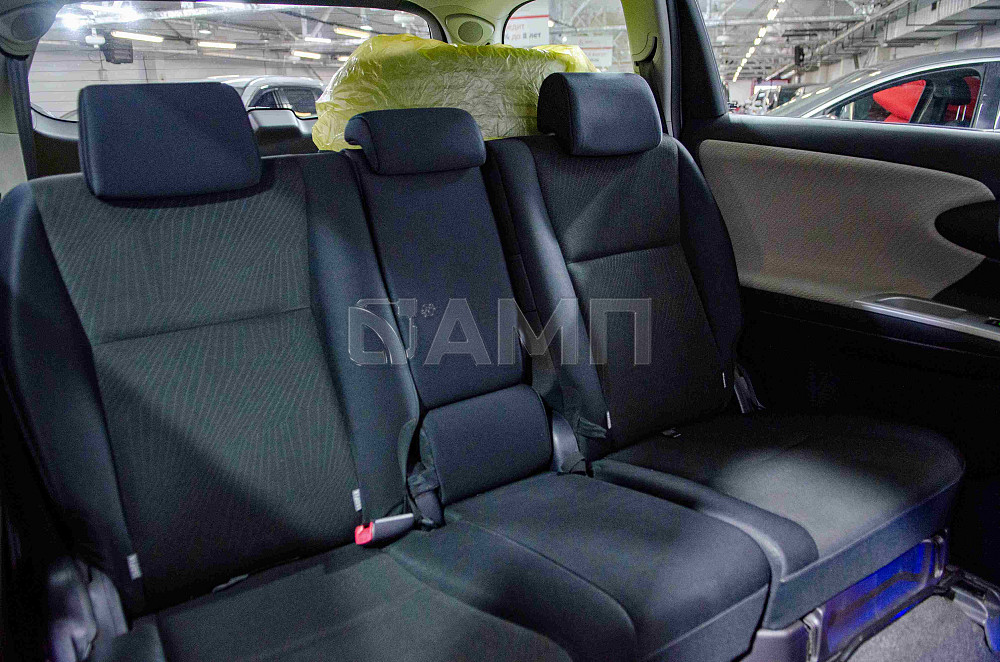 Продам Toyota Wish Новосибирск - изображение 4