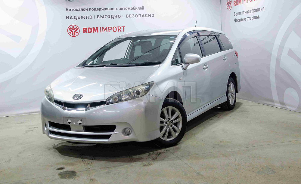 Продам Toyota Wish Новосибирск - изображение 1