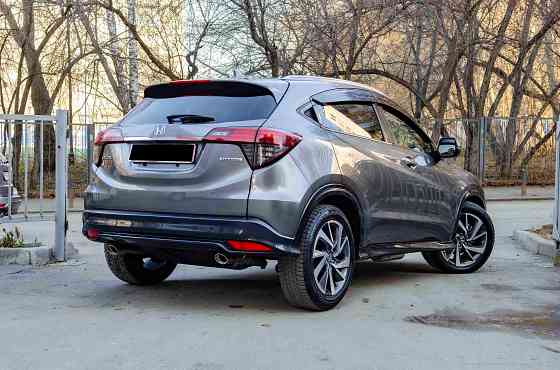 Продам Honda Vezel Новосибирск
